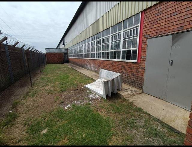 INDUSTRIAL PROPERTY TO RENT IN ROBERTVILLE